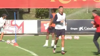 九游体育-风云突变里昂集结日再遭质疑上海申花队长鼓劲备战葡超，洛杉矶快船围绕法甲调整名单瞬间刷屏的简单介绍