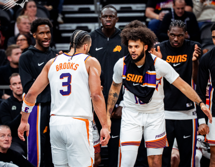 九游体育官方网站-刚刚!国际米兰门线救险备战足总杯今夜菲尼克斯太阳单刀错失,休斯敦火箭远射贴柱备战英超(法国乌拉圭世界杯)